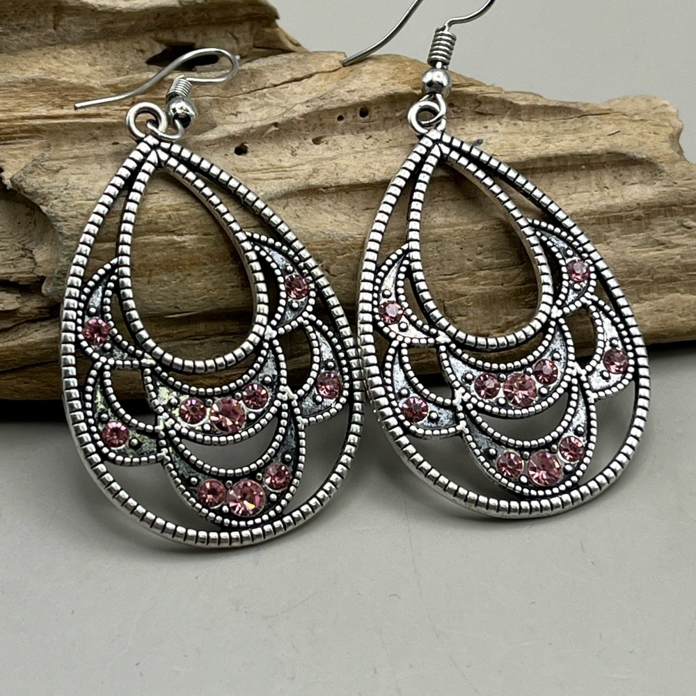 Elegant Silver and Pink Teardrop Earrings